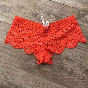Victoria’s Secret | Lace Shortie